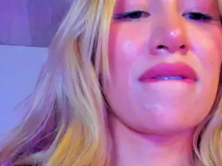 MeghanWolf's Live Sex Cam Show