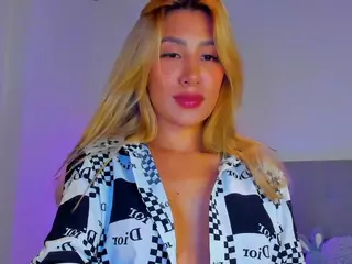 MeghanWolf's Live Sex Cam Show