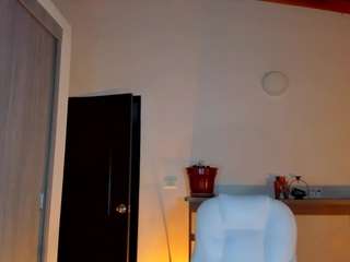 Live cam show with MeghanWolf