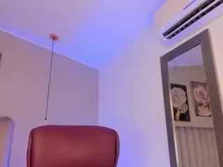 saraa-blonde's Live Sex Cam Show