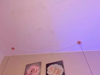 saraa-blonde's Live Sex Cam Show