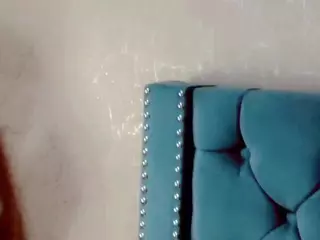 annejulienne's Live Sex Cam Show