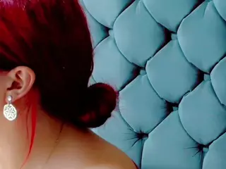 annejulienne's Live Sex Cam Show