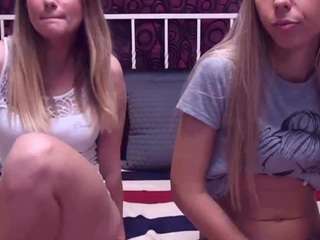 Live cam show with BlondeDolls