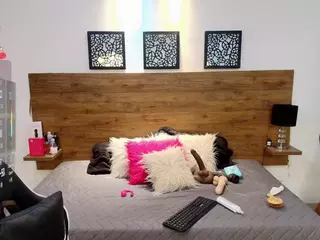 KAROL-SCOTT's Live Sex Cam Show