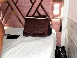 Anny Run's Live Sex Cam Show