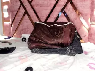 Anny Run's Live Sex Cam Show