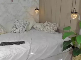 Catalina Evans's Live Sex Cam Show
