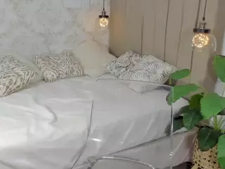 Catalina Evans's Live Sex Cam Show