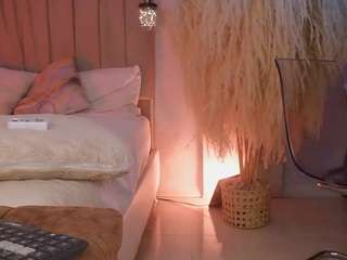 Live cam show with Catalina Evans