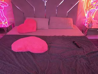 CrystalBarbie's Live Sex Cam Show