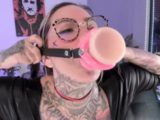 Fermercury's Live Sex Cam Show