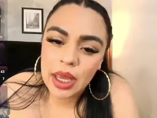 Phoenix Roman  Off's Live Sex Cam Show