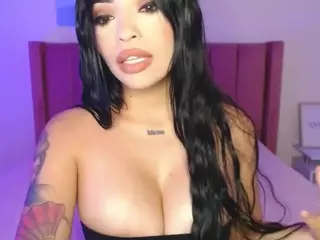 lauraG's Live Sex Cam Show