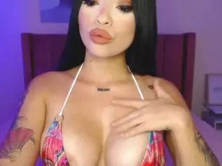 lauraG's Live Sex Cam Show