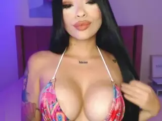 lauraG's Live Sex Cam Show
