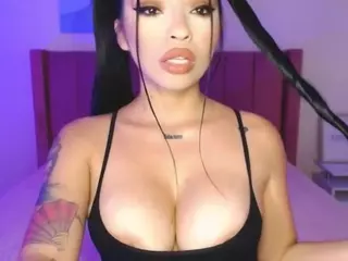 lauraG's Live Sex Cam Show