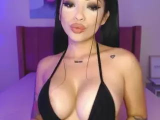 lauraG's Live Sex Cam Show