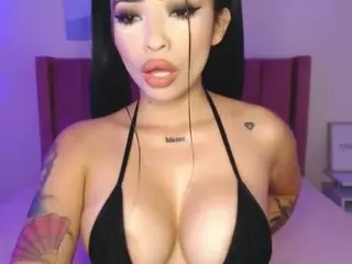 lauraG's Live Sex Cam Show