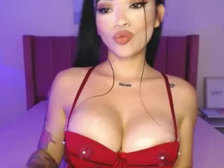 lauraG's Live Sex Cam Show