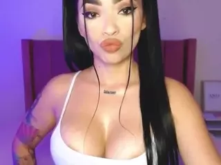 lauraG's Live Sex Cam Show