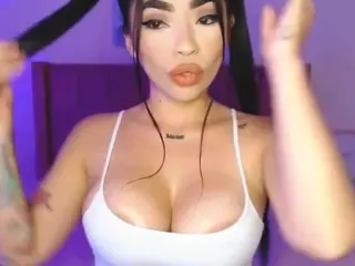 lauraG's Live Sex Cam Show