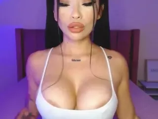 lauraG's Live Sex Cam Show