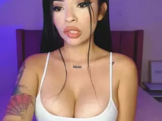 lauraG's Live Sex Cam Show