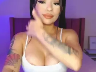 lauraG's Live Sex Cam Show