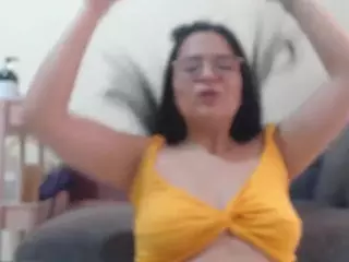 Viioletta19's Live Sex Cam Show