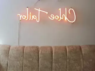 chloetailor's Live Sex Cam Show