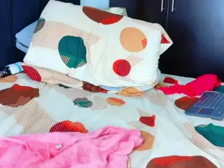 Black-gem18's Live Sex Cam Show