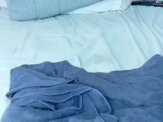 Black-gem18's Live Sex Cam Show