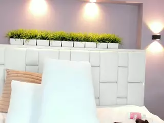 Valeeria's Live Sex Cam Show