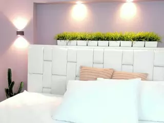 Valeeria's Live Sex Cam Show