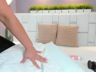 Valeeria's Live Sex Cam Show