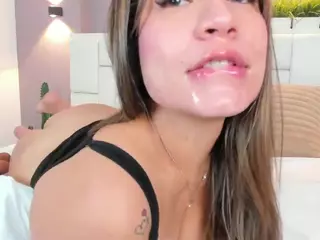 Valeeria's Live Sex Cam Show
