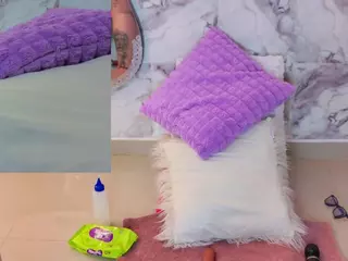 NathaxaLeans's Live Sex Cam Show