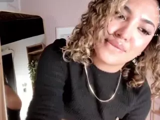 GreciaMiller's Live Sex Cam Show