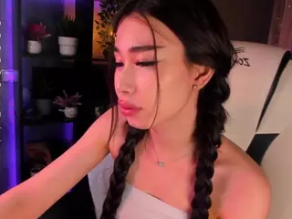Milemissu's Live Sex Cam Show