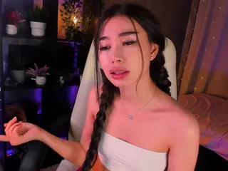 Milemissu's Live Sex Cam Show