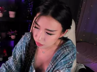 Milemissu's Live Sex Cam Show