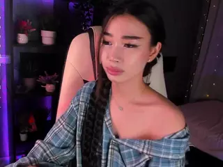 Milemissu's Live Sex Cam Show