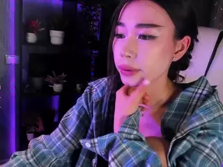 Milemissu's Live Sex Cam Show