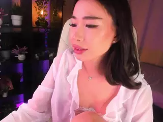 Milemissu's Live Sex Cam Show