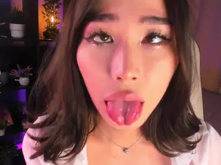 Milemissu's Live Sex Cam Show