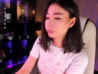 Milemissu's Live Sex Cam Show