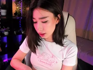 Milemissu's Live Sex Cam Show