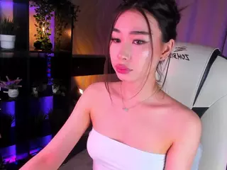 Milemissu's Live Sex Cam Show