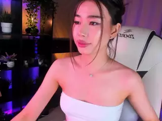 Milemissu's Live Sex Cam Show